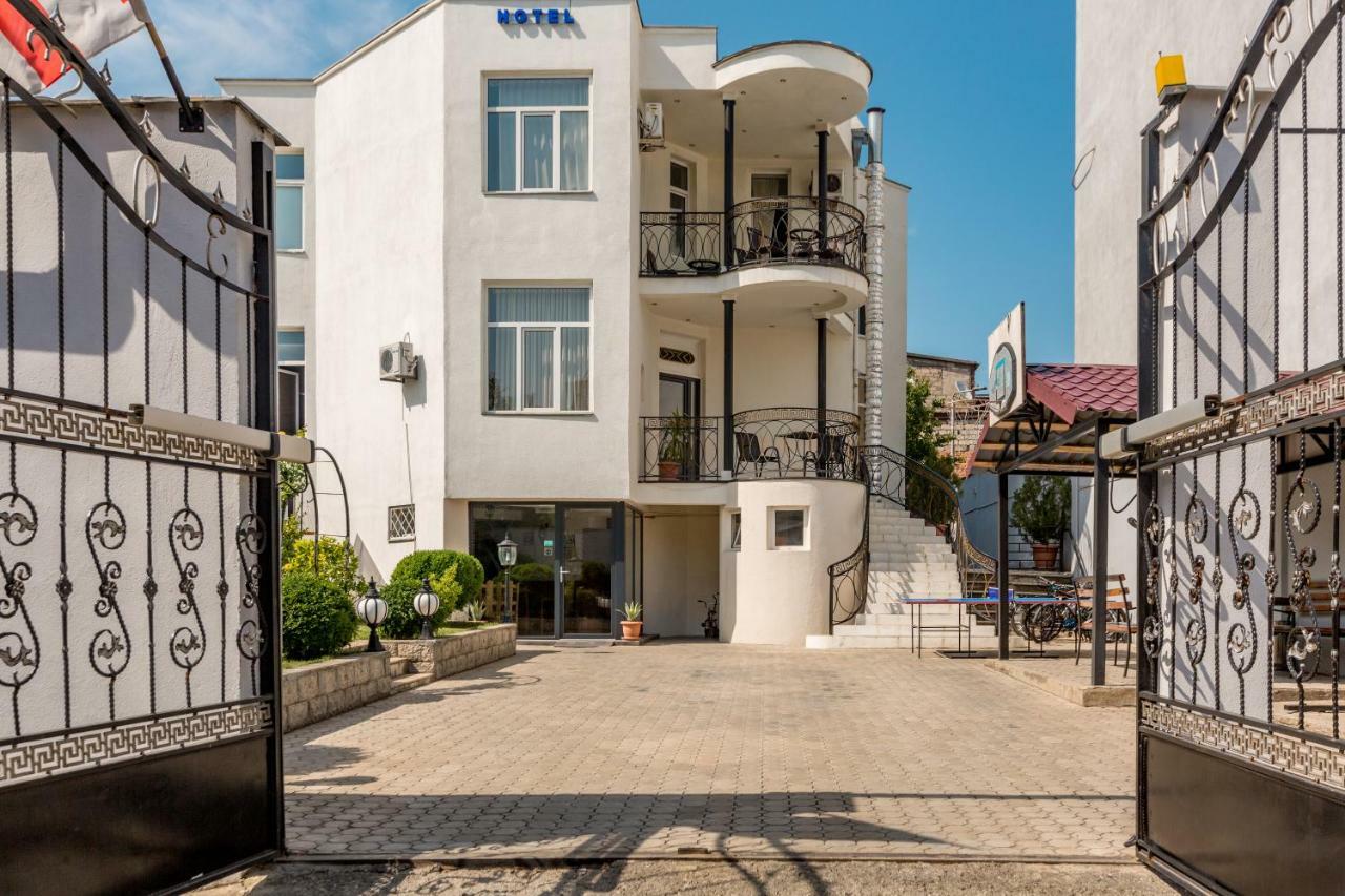 Villa Tiflisi Buitenkant foto